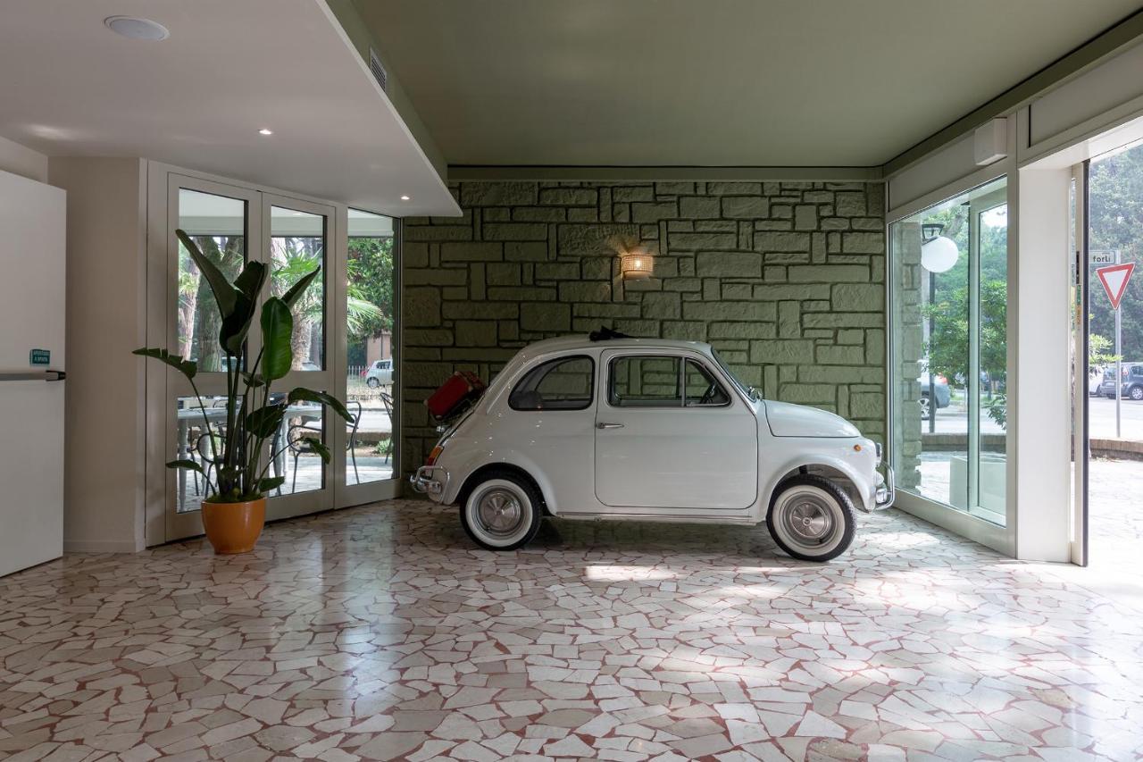 Hotel Millepini Marina Romea Exterior foto
